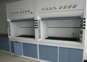 无管道通风柜是如何确保化学师安全的？